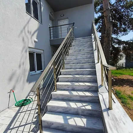 Irina's 4 * Psakoudia